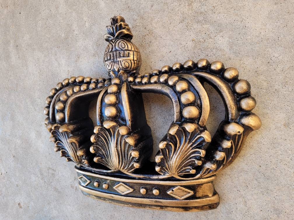 Crown Wall Plaque | PICK YOUR COLOR | Castle Decor | Fleur de Lis Royal Queen King Princess Old World Tuscan | FleurDeLisJunkie |