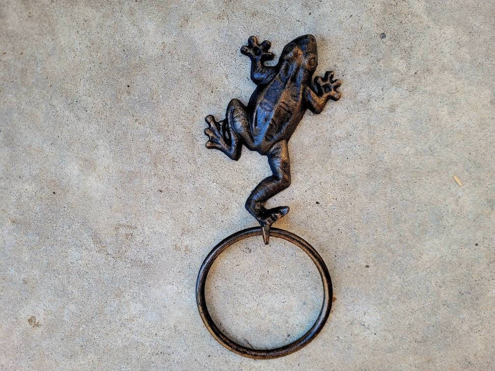 Frog Towel Hook, Bathroom Towel Hanger, Nature, Wall Hook towel ring| Iron Frog Towel Holder | Metal Bath hardware | Powder room decor