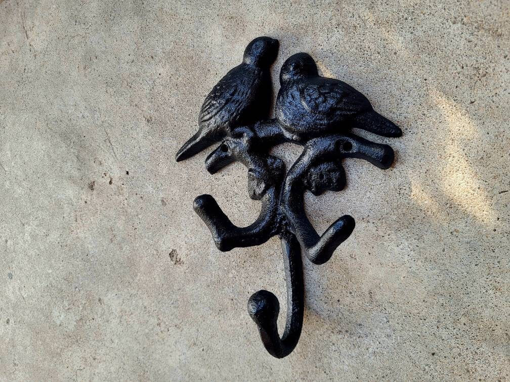 Birds Wall Hooks - PICK YOUR COLOR - Love Birds Coat Hook, Towel hook, Hat Rack, Jewelry Hook, Organization Iron wall decor. Nature bathroom