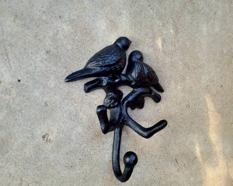 Birds Wall Hooks - PICK YOUR COLOR - Love Birds Coat Hook, Towel hook, Hat Rack, Jewelry Hook, Organization Iron wall decor. Nature bathroom