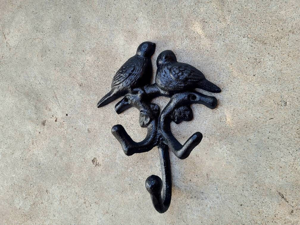Birds Wall Hooks - PICK YOUR COLOR - Love Birds Coat Hook, Towel hook, Hat Rack, Jewelry Hook, Organization Iron wall decor. Nature bathroom