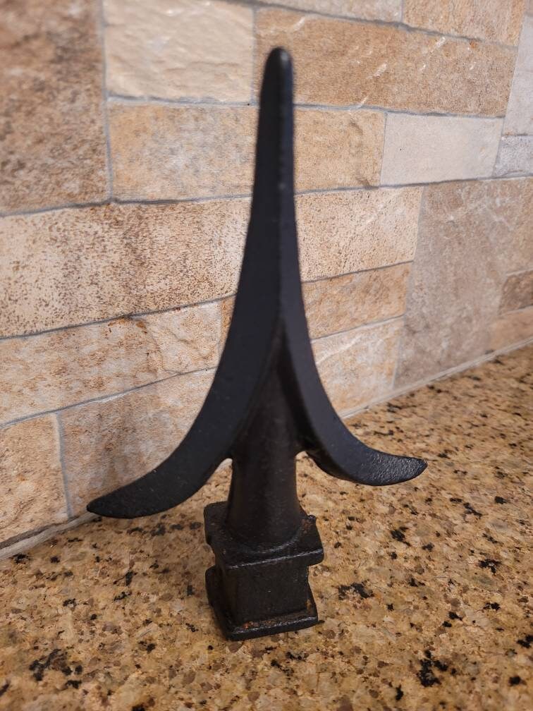 Cast Iron Fleur De Lis Finial| PICK YOUR COLOR | Fence Decor, French Country Home Decor, Garden Backyard Decor, Fencing Supplies Top Rail