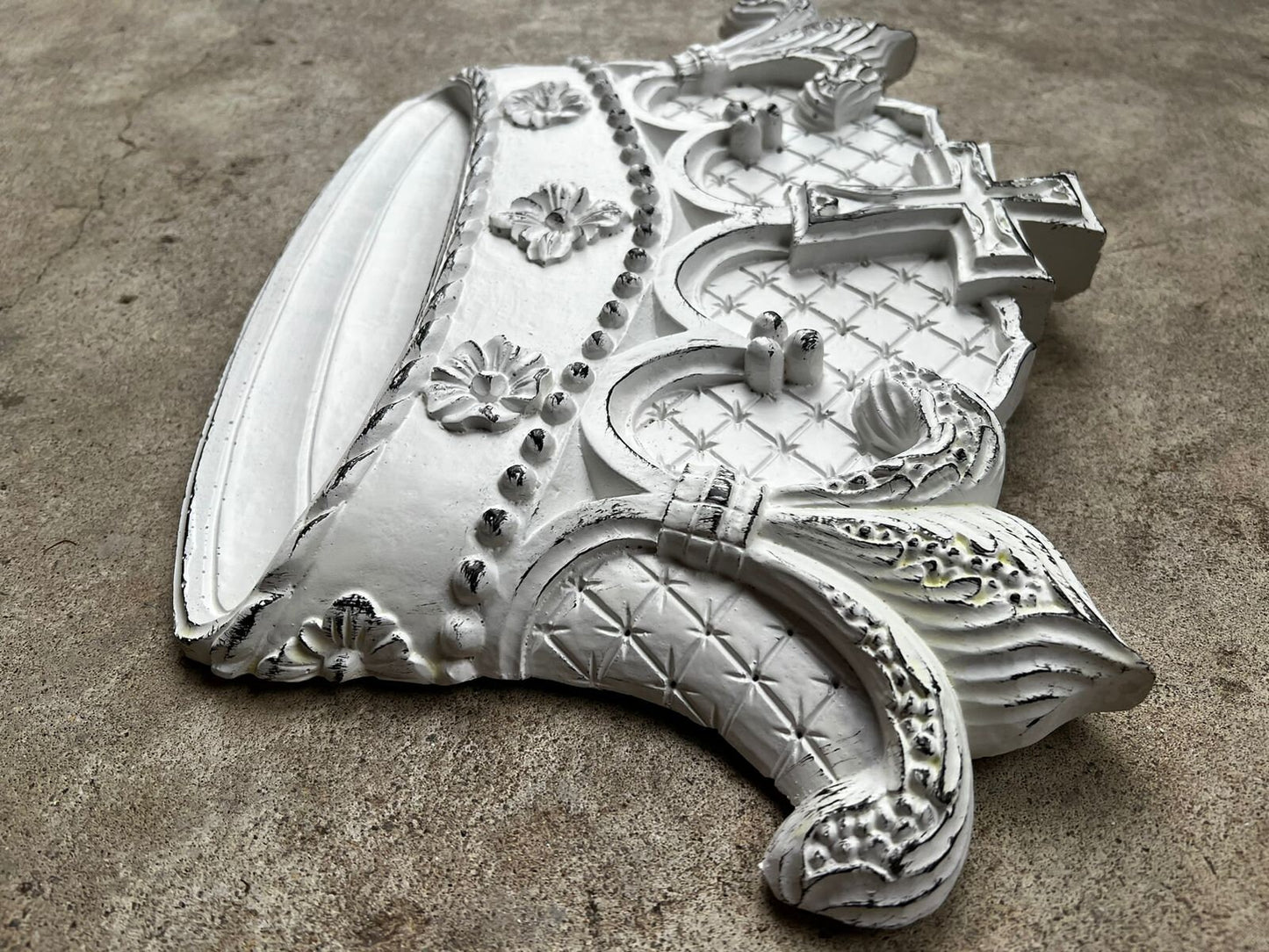 Crown Wall Plaque | PICK YOUR COLOR | Castle Medieval | Old World Decor | King | FleurDeLisJunkie | Queen | Wall Crown | Royal | Princess
