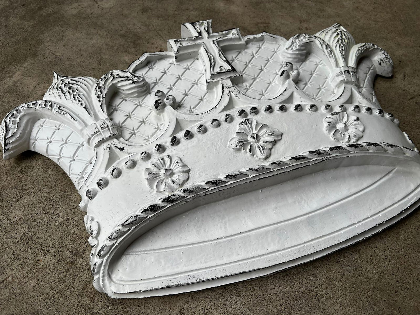 Crown Wall Plaque | PICK YOUR COLOR | Castle Medieval | Old World Decor | King | FleurDeLisJunkie | Queen | Wall Crown | Royal | Princess