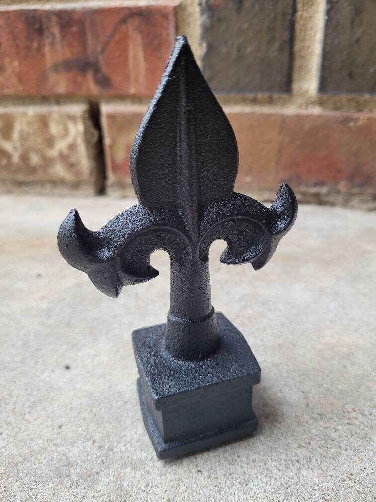 Fleur de Lis Finial Fence Decor | PICK YOUR COLOR | French Country Home Decor Hardware Garden Backyard Fencing Supplies Finials Top Rail Top