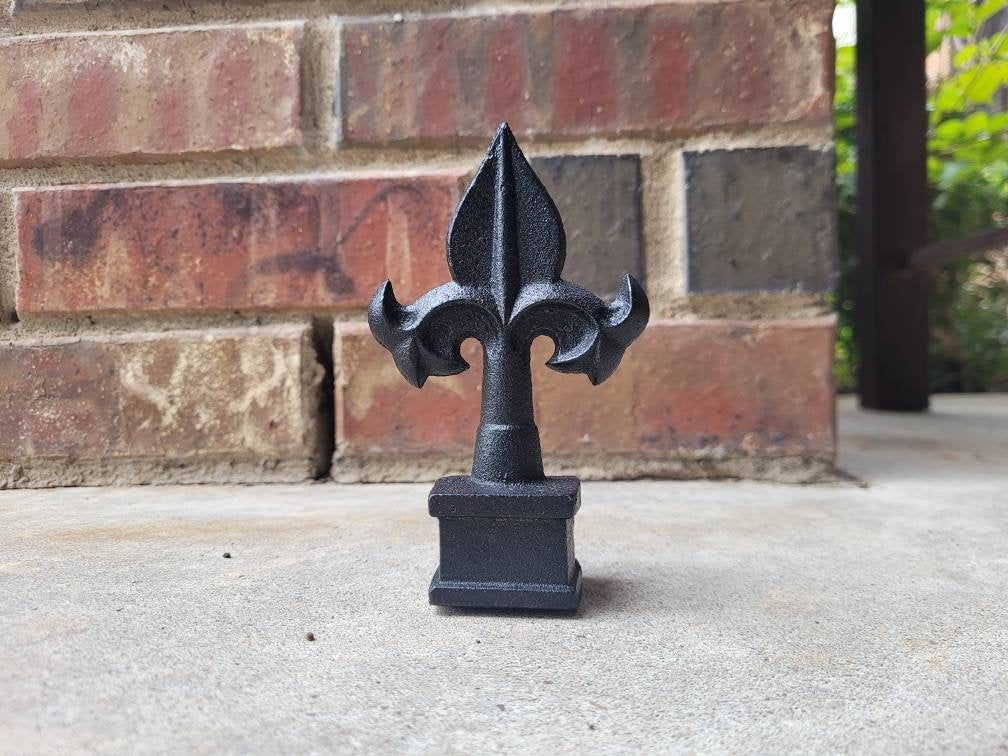 Fleur de Lis Finial Fence Decor | PICK YOUR COLOR | French Country Home Decor Hardware Garden Backyard Fencing Supplies Finials Top Rail Top