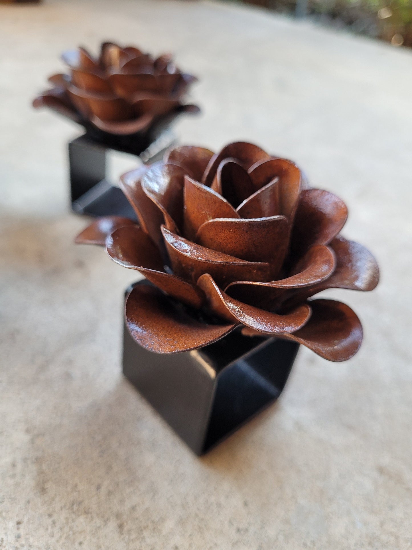 Set of 4 Napkin Rings | Original design | Metal Rusty Rose | Tuscan Kitchen | French Country | Rustic Farmhouse Kitchen Organization