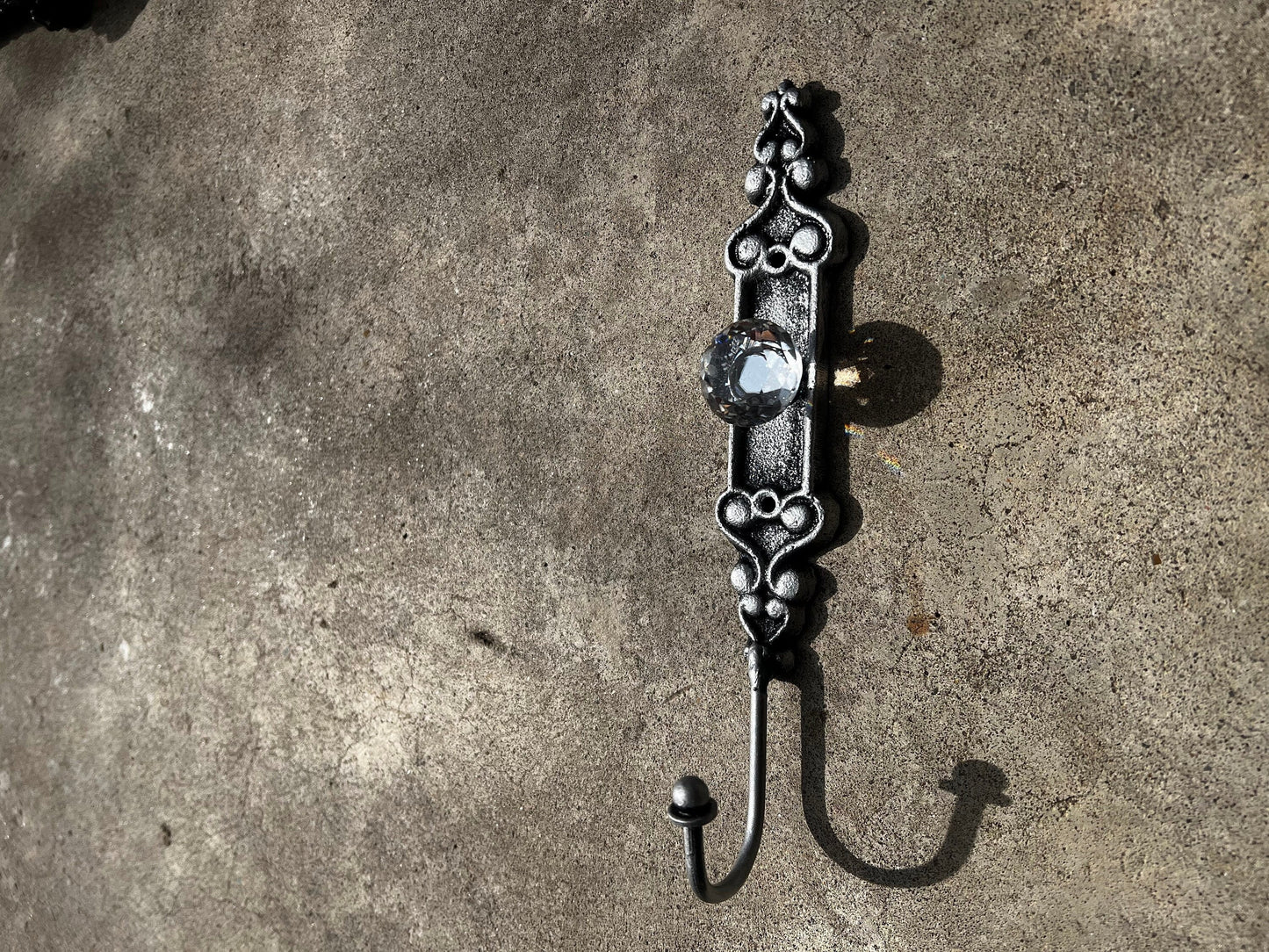 Door knob Wall Hook | PICK YOUR COLOR | Silver Vintage Look | Cast Iron Wall coat Rack | Wall Hanger | FleurDeLisJunkie | Crystal Look