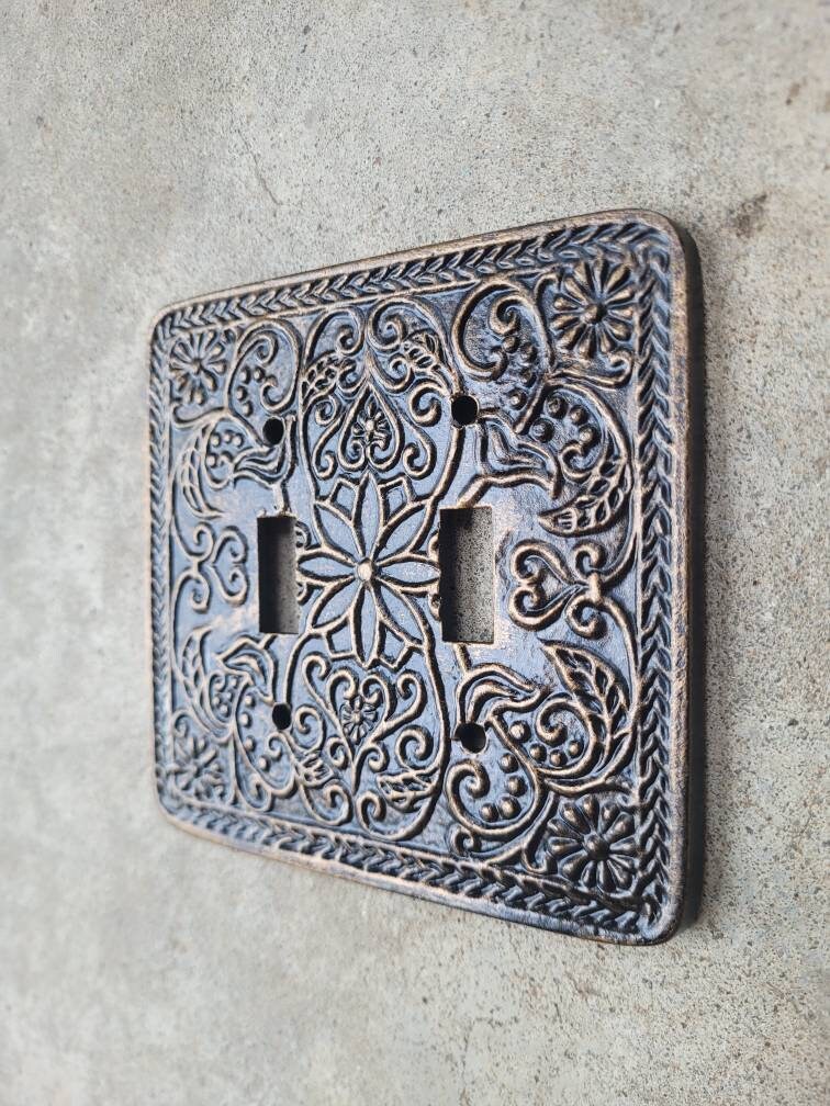 Double Toggle Light Switch Plate Cover, PICK YOUR COLOR, Cast Iron Two Toggle Switchplate, Switch Plate Cover, Wall Decor, Fleur de lis