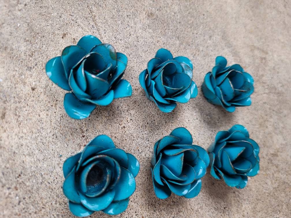 Small Metal Roses | Set of 6 | Turquoise | Rustic | Farmhouse | FREE USA SHIPPING | FleurDeLisJunkie | Supplies | Western | craft supplies