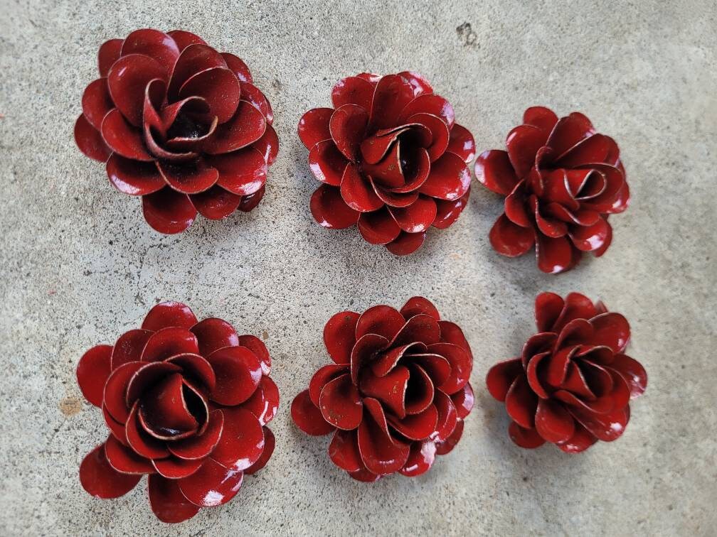 Small Metal Roses | Set of 6 | Red Roses | Farmhouse | FREE USA SHIPPING | FleurDeLisJunkie | Supplies | Western | Craft supplies | Iron