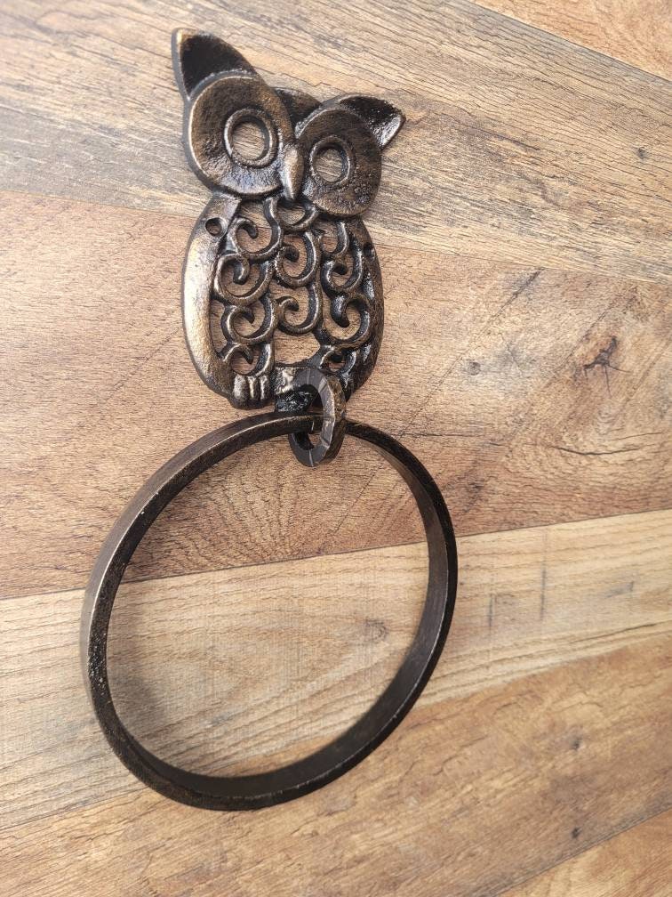 Owl Towel Hook, PICK YOUR COLOR, Iron Bathroom Towel Hanger, Wall Hook bird, kids decor, Metal Bath hardware | Hand Towel Holder Powder room