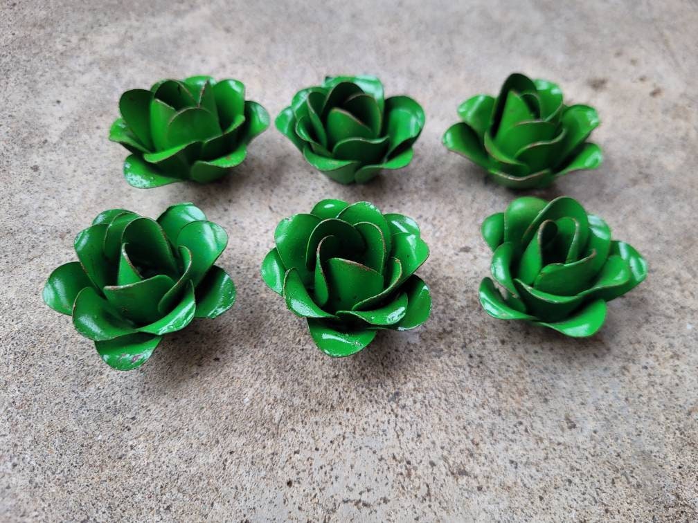 Small Metal Roses | Set of 6 | True green | Rustic | Farmhouse | FREE USA SHIPPING | FleurDeLisJunkie | Supplies | Western | craft supplies