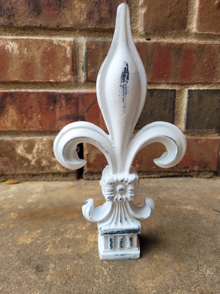 Fleur de lis cast iron finial | PICK YOUR COLOR | fence top finial | tabletop decor | craft supplies | Decorative bottle top