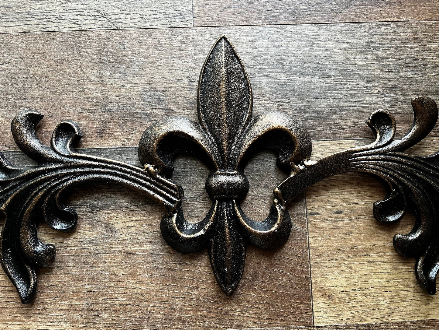 Cast Iron Fleur de Lis Topper | PICK YOUR COLOR | Pediment French | Wrought Iron Decor | French Country | Metal Art | Valance | Fleurs