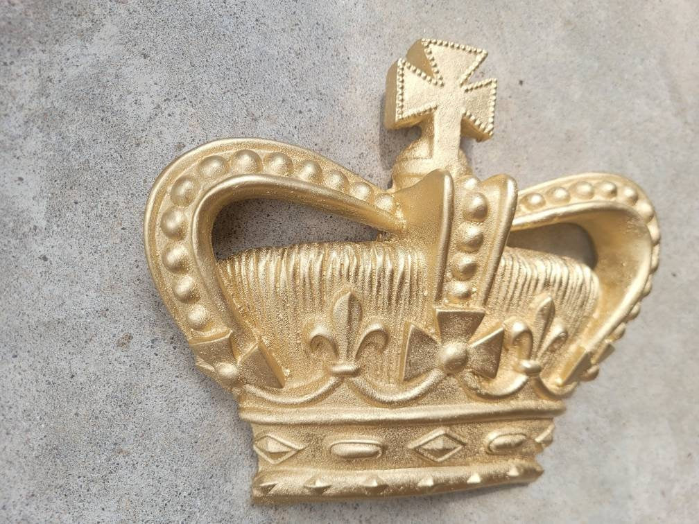 Crown Wall Plaque Decor | PICK YOUR COLOR | Castle | Medieval | Old World | King | FleurDeLisJunkie | Queen | Wall Crown | Royal | Princess