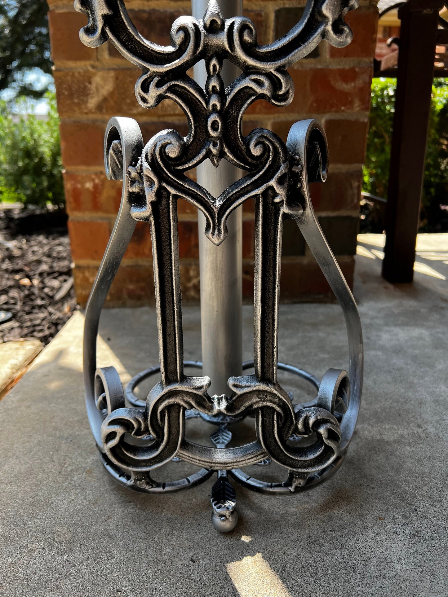 Free Standing Toilet Paper Holder | Toilet paper storage | Toilet paper stand | Cast iron | FleurDeLisJunkie | Toilet tissue| Tissue storage