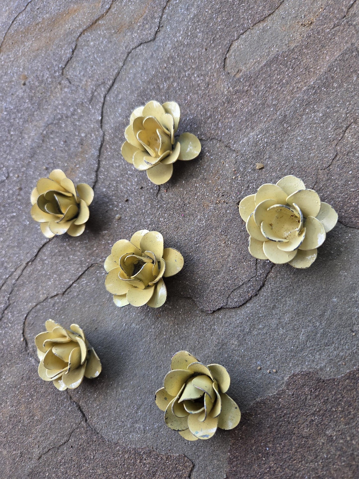 Mini Metal Roses | Set of 6 |  Rose | Rustic | Light Yellow  | Steel | FleurDeLisJunkie | Victorian | craft supplies for picture frames