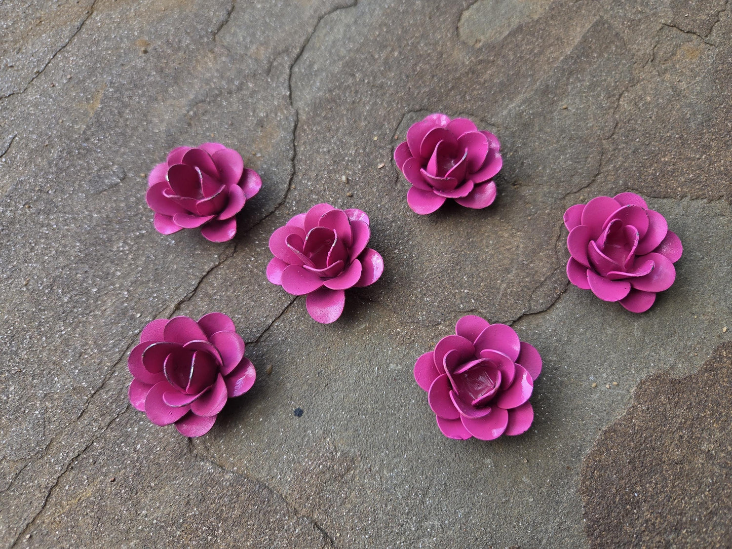 Set of 6 Mini Metal Rusty Pink Roses