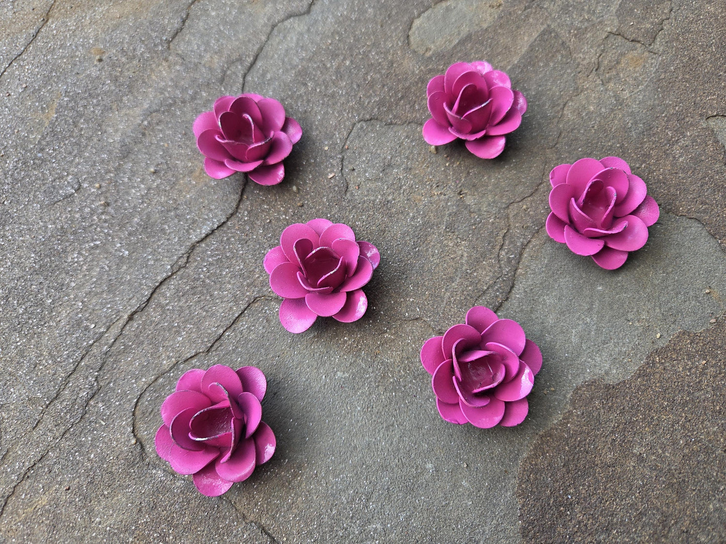 Set of 6 Mini Metal Rusty Pink Roses