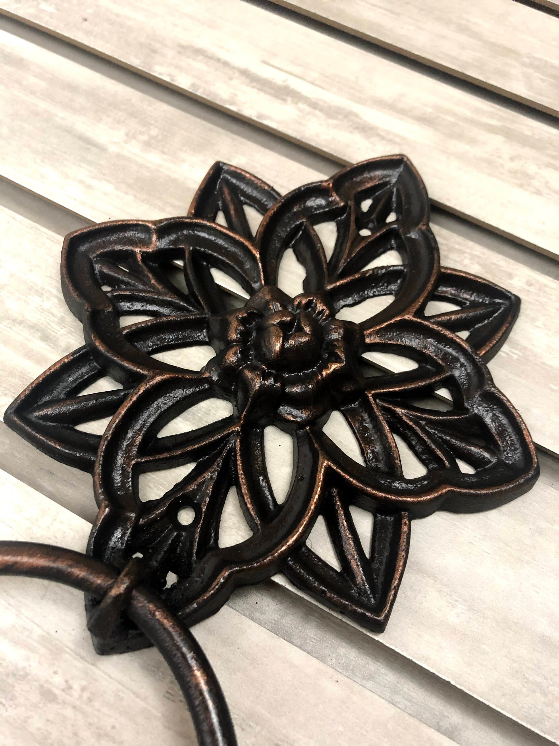 Oil Rubbed Bronze Towel Ring | Medallion | Pick Your Color | Cast Iron Towel Ring | Towel Hanger | Shabby Chic Bathroom | Fleurdelisjunkie