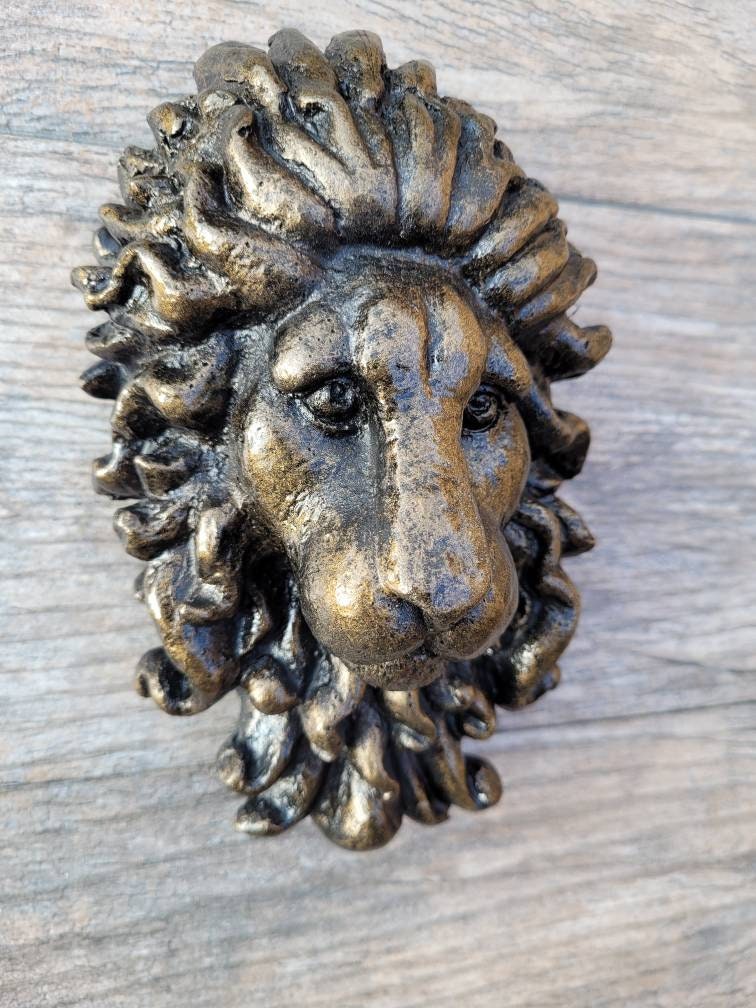 Lion Head Wall Plaque - PICK YOUR COLOR - Wall Decor Medieval Old World Lion Royal, Fleur De Lis, Tuscan Castle Decor  | FleurDeLisJunkie |