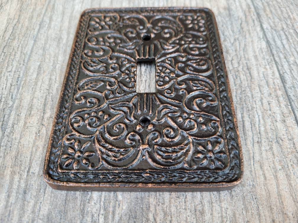 Single Toggle Metal Switch Plate Cover, PICK YOUR COLOR, One Toggle Light Switchplate, Tuscan Old World Fleur de Lis Decor, Royal