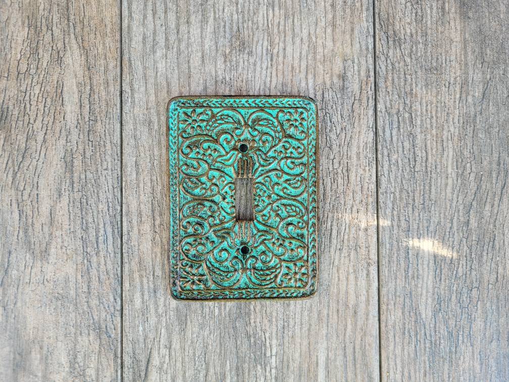 Single Toggle Metal Switch Plate Cover, One Toggle Light Switchplate, Tuscan Old World Fleur de Lis Decor, Antique Turquoise, Boho. Bohemian