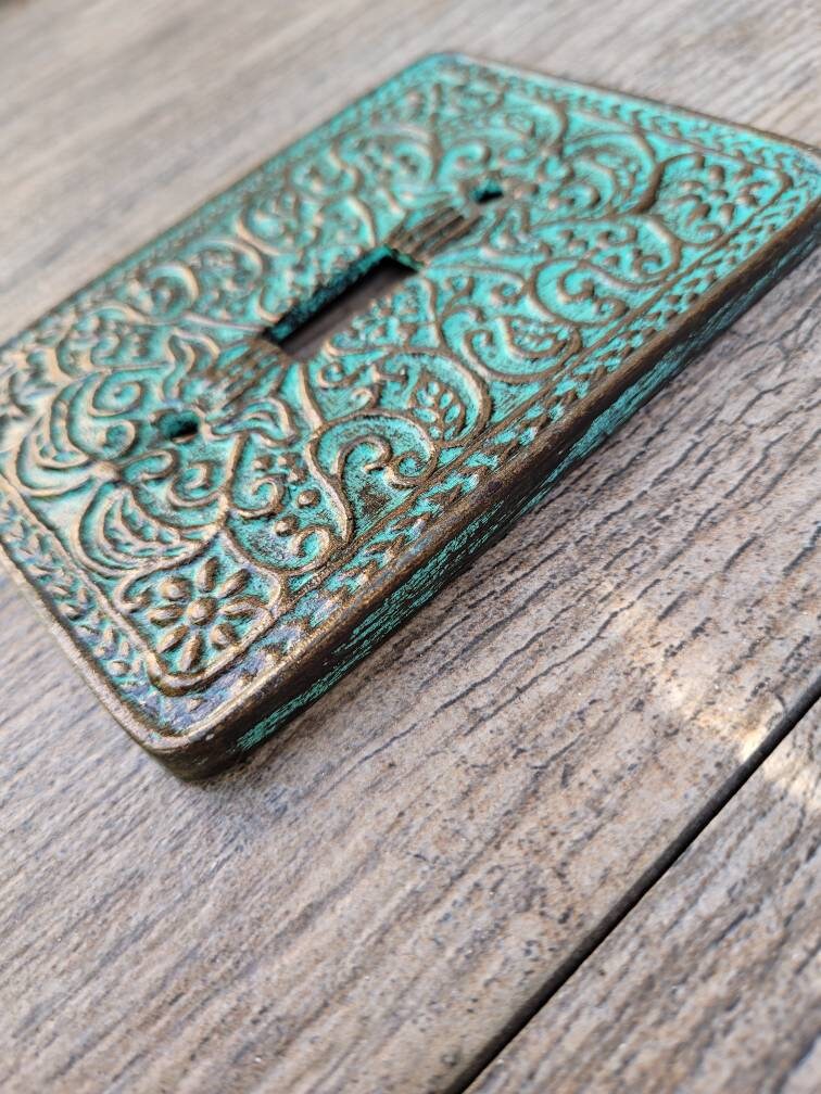 Single Toggle Metal Switch Plate Cover, One Toggle Light Switchplate, Tuscan Old World Fleur de Lis Decor, Antique Turquoise, Boho. Bohemian