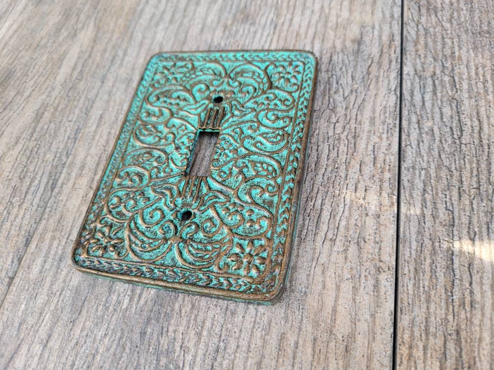 Single Toggle Metal Switch Plate Cover, One Toggle Light Switchplate, Tuscan Old World Fleur de Lis Decor, Antique Turquoise, Boho. Bohemian