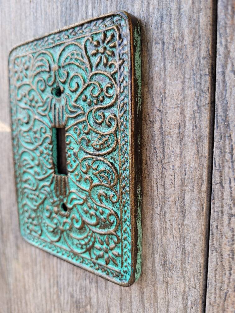 Single Toggle Metal Switch Plate Cover, One Toggle Light Switchplate, Tuscan Old World Fleur de Lis Decor, Antique Turquoise, Boho. Bohemian