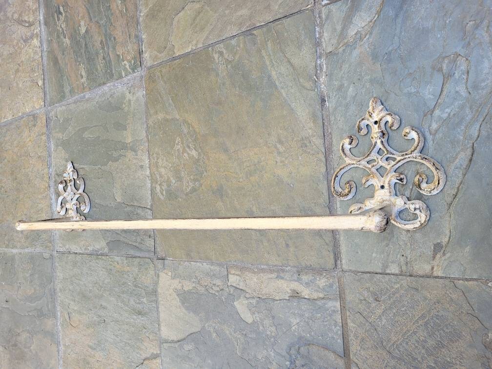 Metal Towel Bar with scroll medallions. Bathrooom fixture, hand painted and handmade. Iron Bath towel bar.