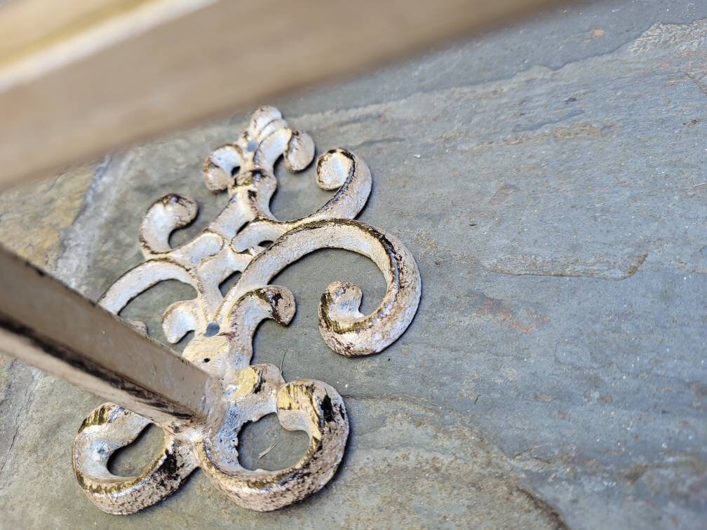 Metal Towel Bar with scroll medallions. Bathrooom fixture, hand painted and handmade. Iron Bath towel bar.