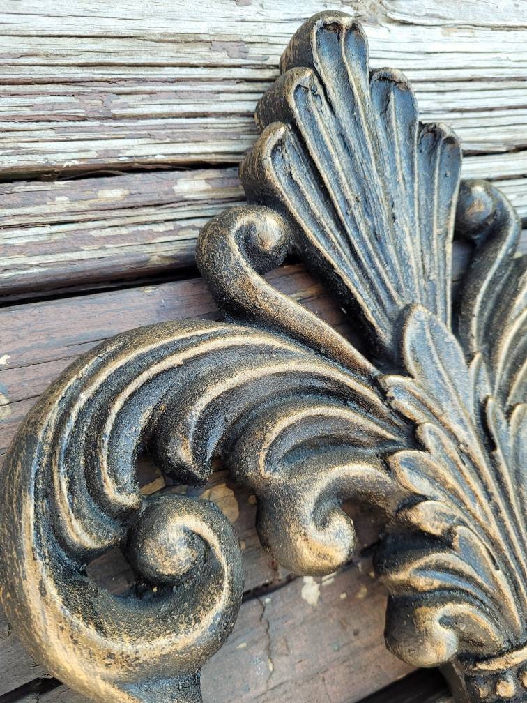 Fleur de Lis Wall plaque - PICK YOUR COLOR - Old World, Tuscan, French Country, Medieval Home Decor, acanthus leaf design