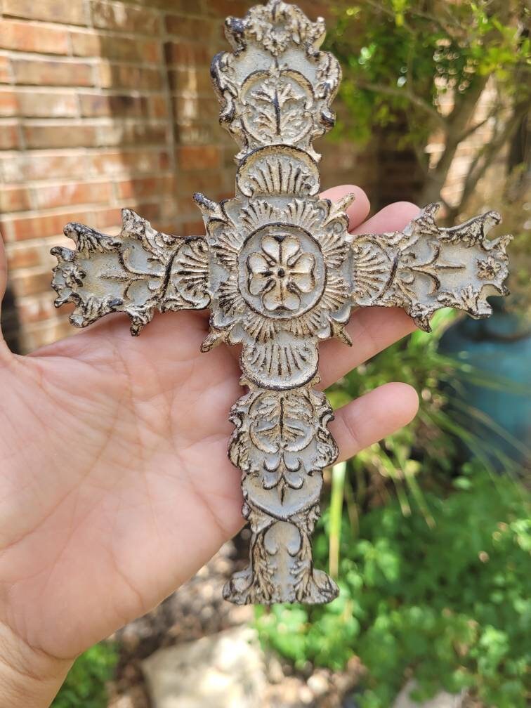 Large Cross Candle Pin for Pillar Candle. PICK YOUR COLOR. Wedding Reception Table Decor. Housewarming party gift. Old World Tuscan Fleur