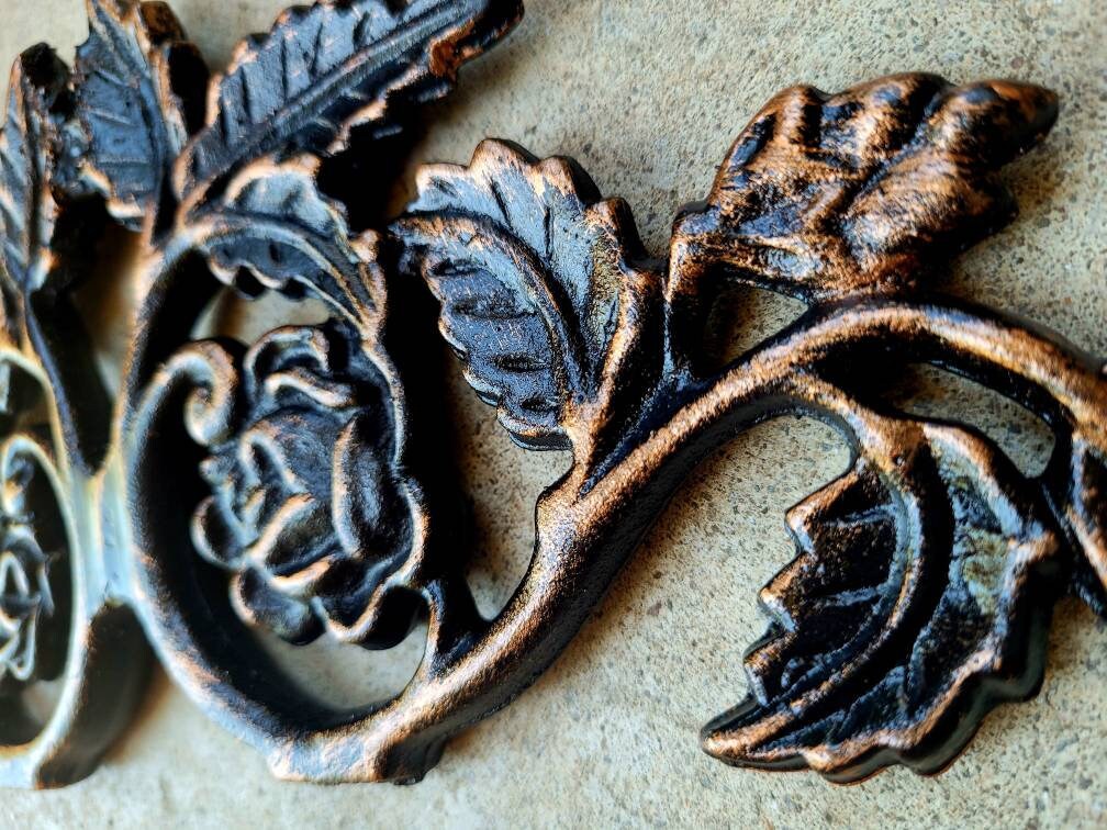 Iron Over door Topper Rose Pediment | PICK YOUR COLOR | Metal Old World Victorian Kitchen Cabinet Hardware | Wall Plaque | FleurDeLisJunkie