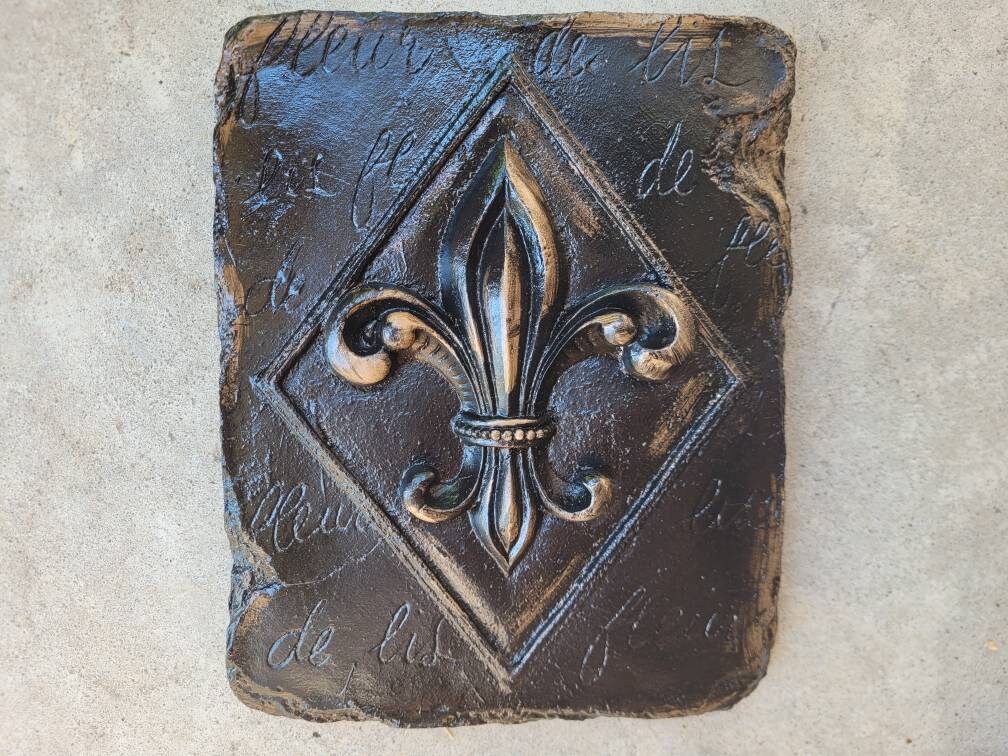 Fleur de Lis Wall Plaque - PICK YOUR COLOR - Tuscan, Old World, Medieval, New Orleans, Saints, French Country | FleurDeLisJunkie |