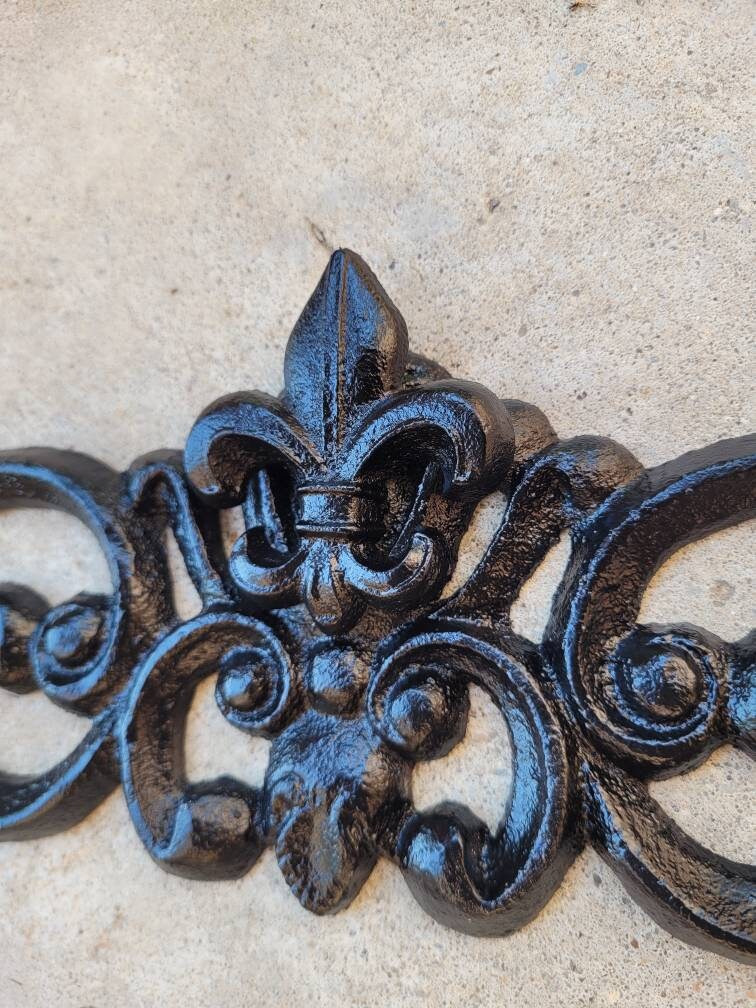 Fleur De Lis Topper Metal - PICK YOUR COLOR -  15.5"Wall Plaque Valance, Old World, Tuscan Metal Art, Cabinet Hardware, Kitchen, Bathroom