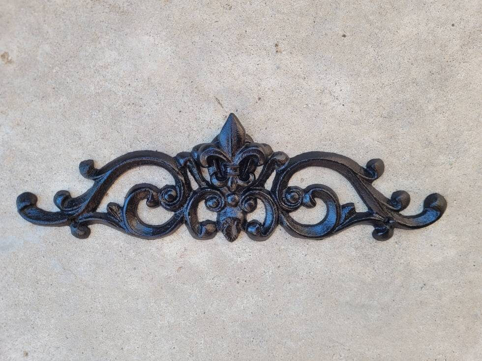 Fleur De Lis Topper Metal - PICK YOUR COLOR -  15.5"Wall Plaque Valance, Old World, Tuscan Metal Art, Cabinet Hardware, Kitchen, Bathroom