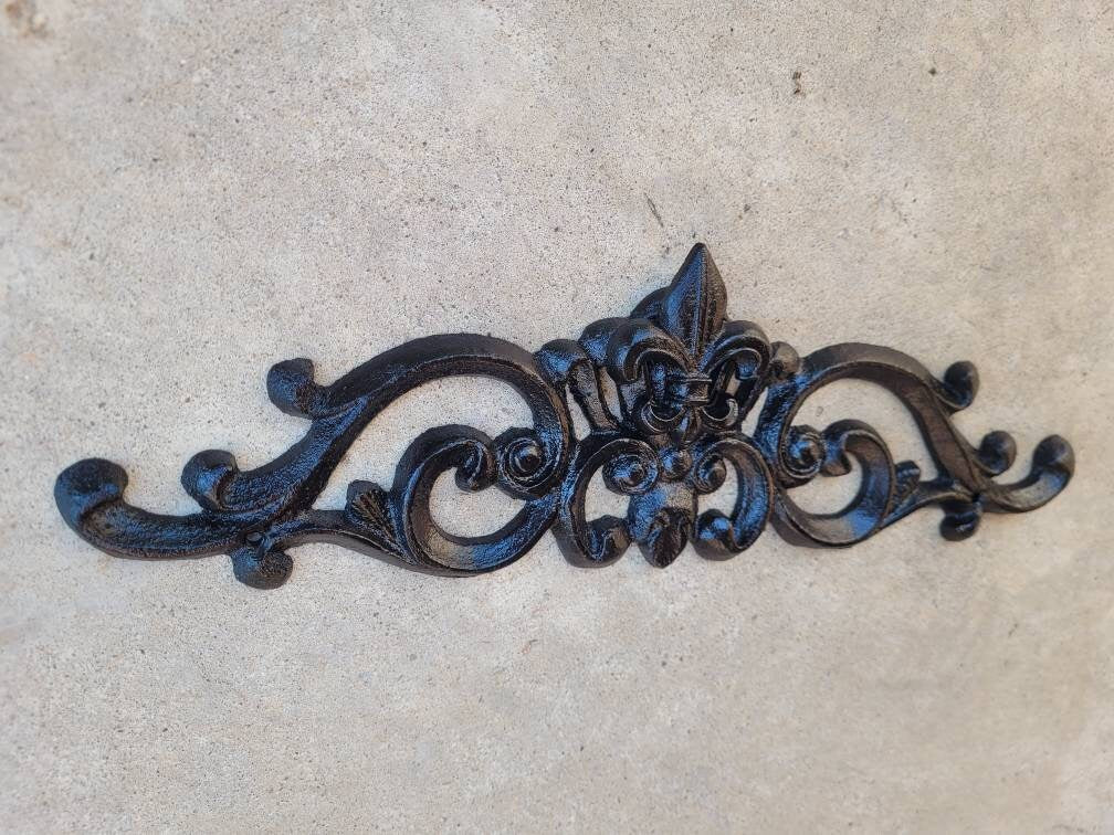 Fleur De Lis Topper Metal - PICK YOUR COLOR -  15.5"Wall Plaque Valance, Old World, Tuscan Metal Art, Cabinet Hardware, Kitchen, Bathroom