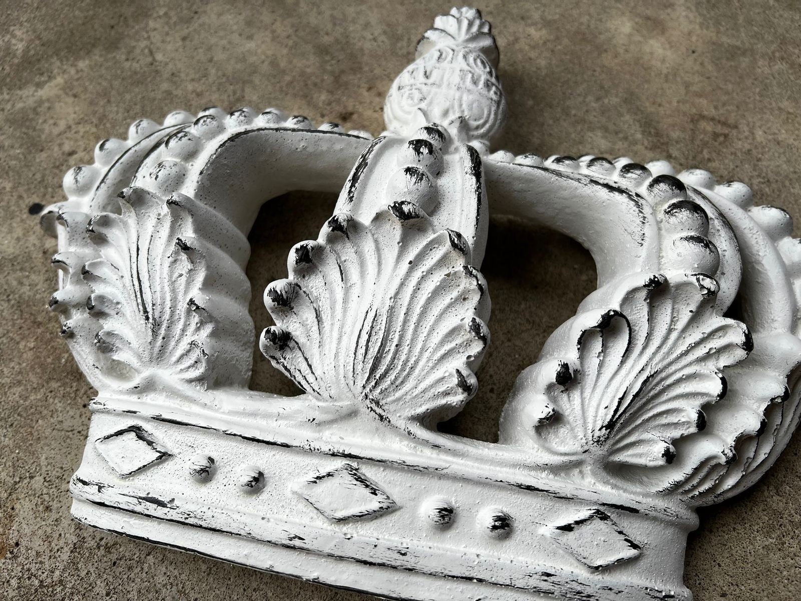 Crown Wall Plaque | PICK YOUR COLOR | Castle Decor | Fleur de Lis Royal Queen King Princess Old World Tuscan | FleurDeLisJunkie |