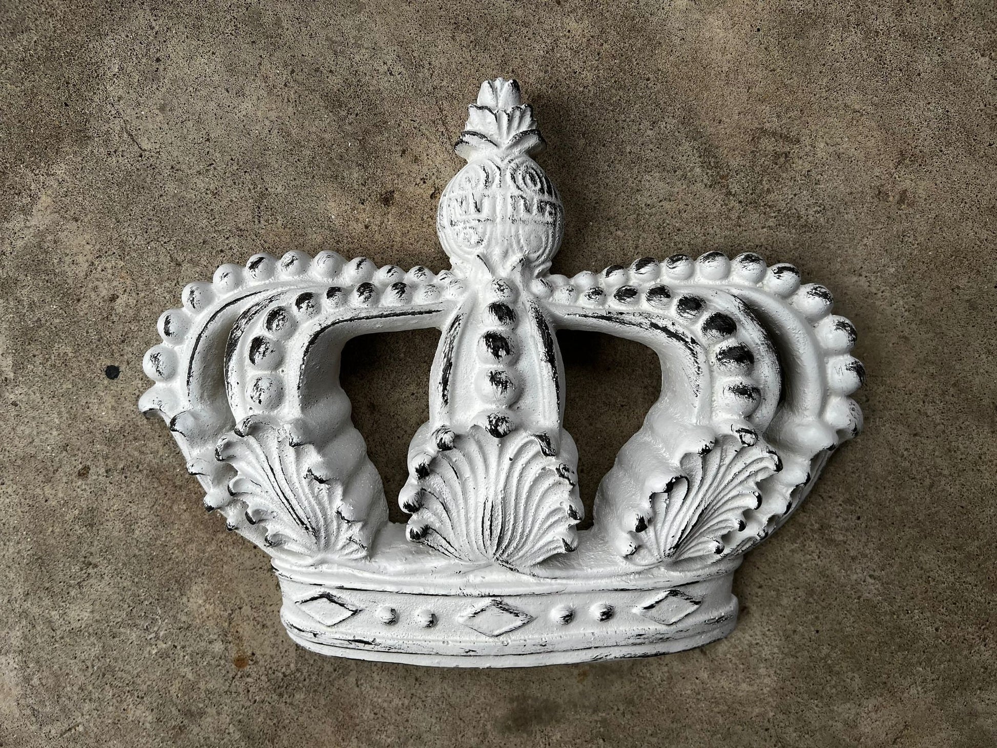 Crown Wall Plaque | PICK YOUR COLOR | Castle Decor | Fleur de Lis Royal Queen King Princess Old World Tuscan | FleurDeLisJunkie |