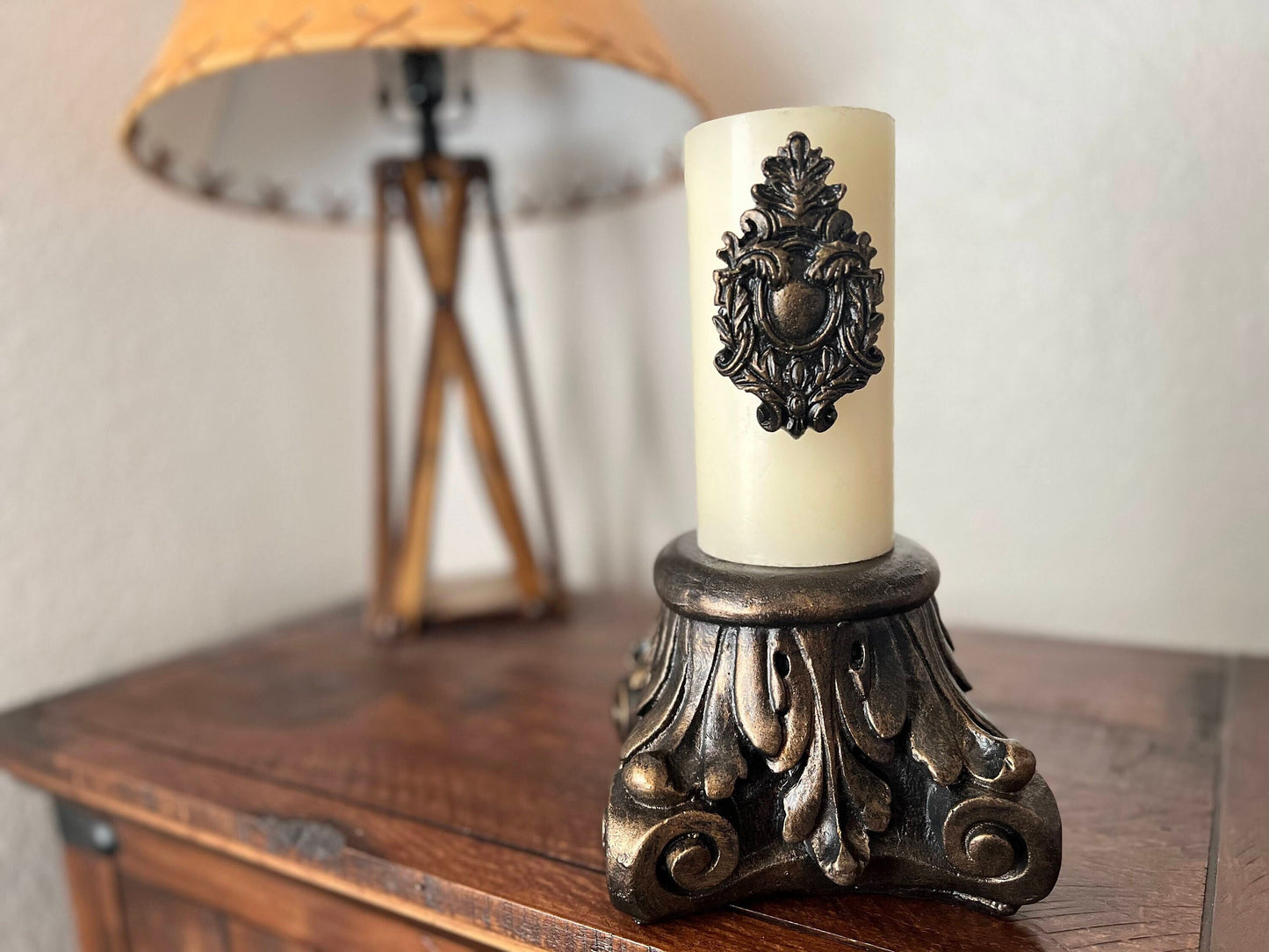 Shield Candle Pin for Pillar Candle. PICK YOUR COLOR. Medieval Old World Tuscan Royal Decor. Fleur de Lis Coat of Arms. FleurDeLisJunkie