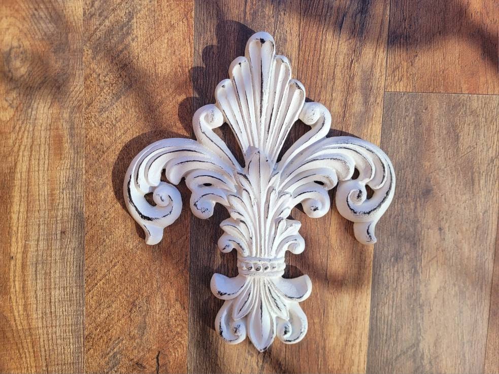 Fleur de Lis Wall plaque - PICK YOUR COLOR - Old World, Tuscan, French Country, Medieval Home Decor, acanthus leaf design