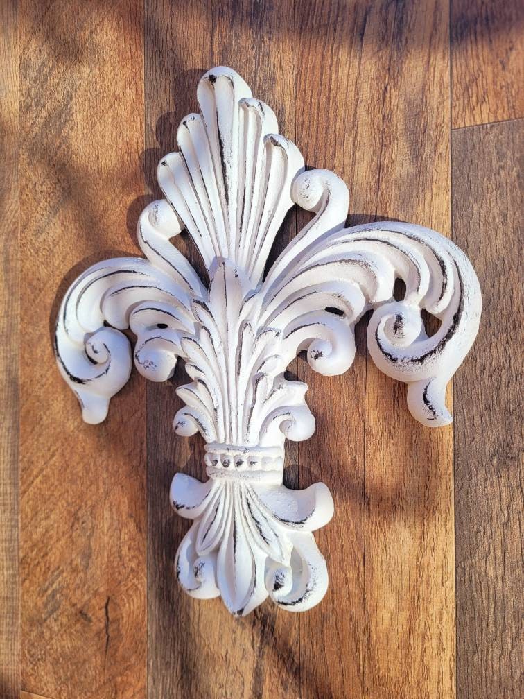 Fleur de Lis Wall plaque - PICK YOUR COLOR - Old World, Tuscan, French Country, Medieval Home Decor, acanthus leaf design