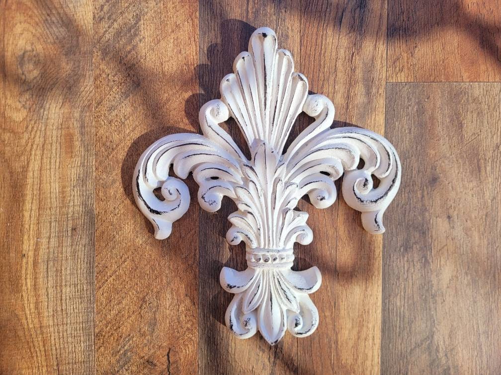 Fleur de Lis Wall plaque - PICK YOUR COLOR - Old World, Tuscan, French Country, Medieval Home Decor, acanthus leaf design