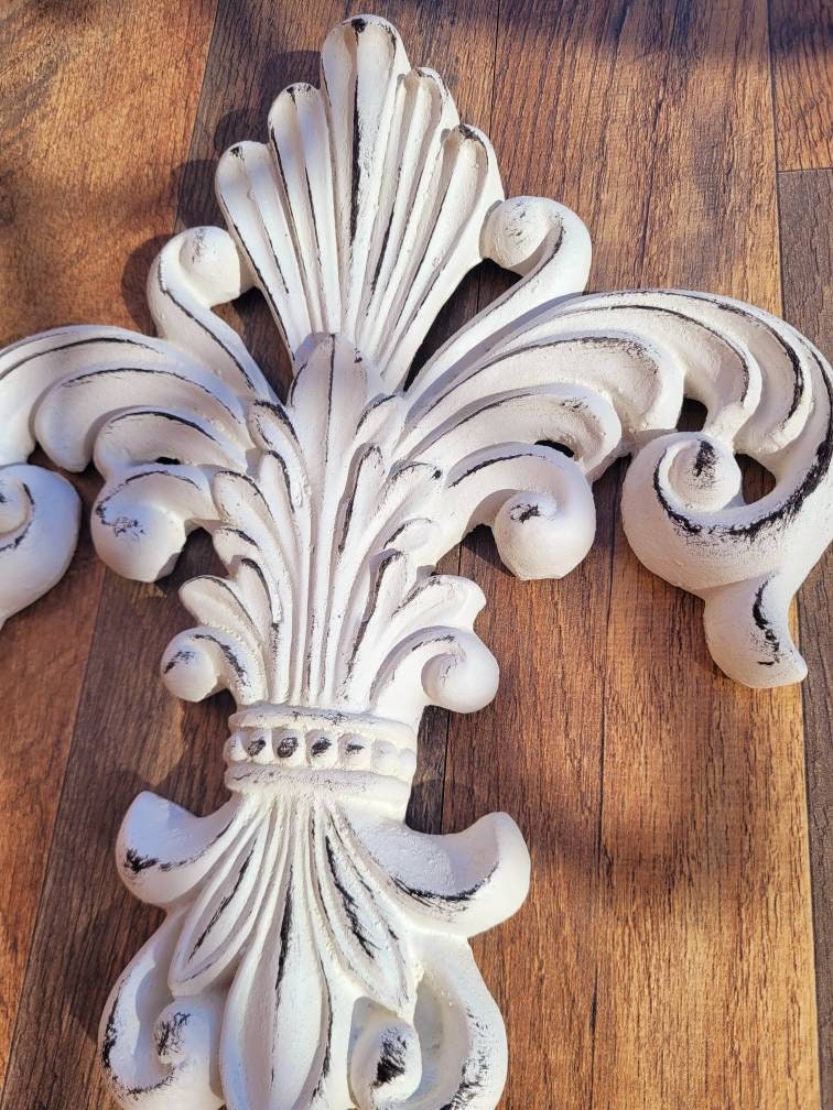 Fleur de Lis Wall plaque - PICK YOUR COLOR - Old World, Tuscan, French Country, Medieval Home Decor, acanthus leaf design